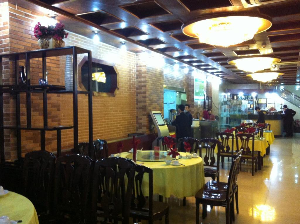 Nanfang Hotel - Anban Street Сиань Экстерьер фото